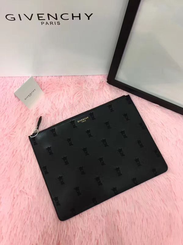 GIVENCHY ジバンシィスーパーコピー 17/18AW Gold logo clutch クラッチバッグ BK06072126 001