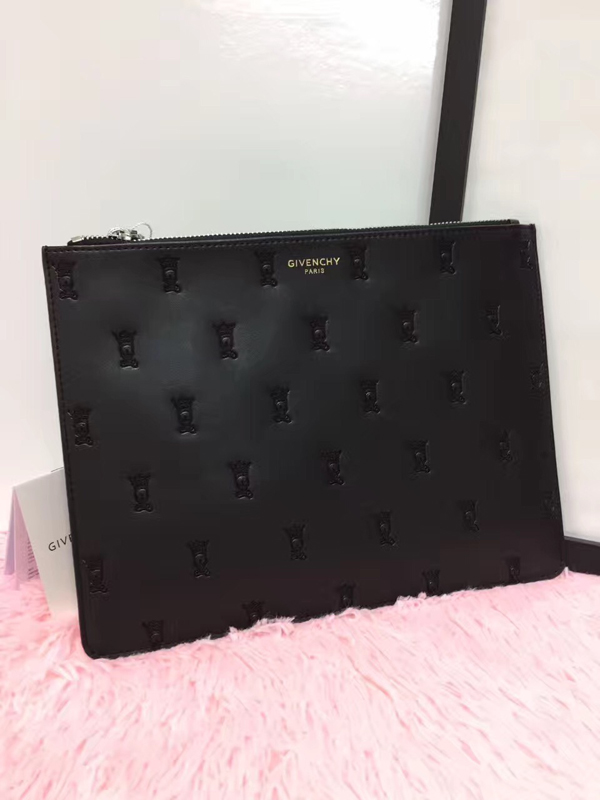 GIVENCHY ジバンシィスーパーコピー 17/18AW Gold logo clutch クラッチバッグ BK06072126 001