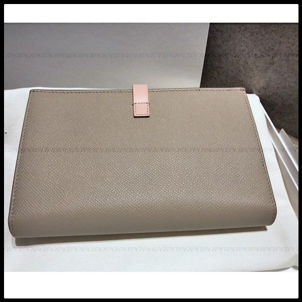 2017SS ギフトにも セリーヌ コピー セリーヌ ストラップ*ラージ財布