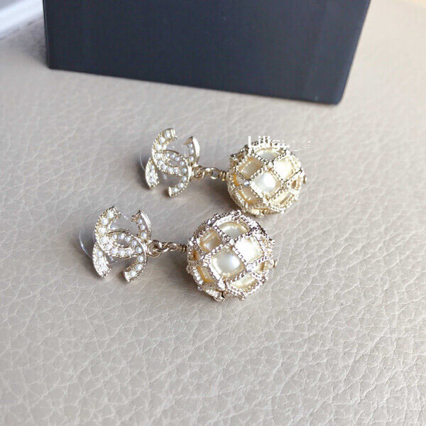シャネル ピアス コピー AB0674 CCロゴ  パール☆ピアス