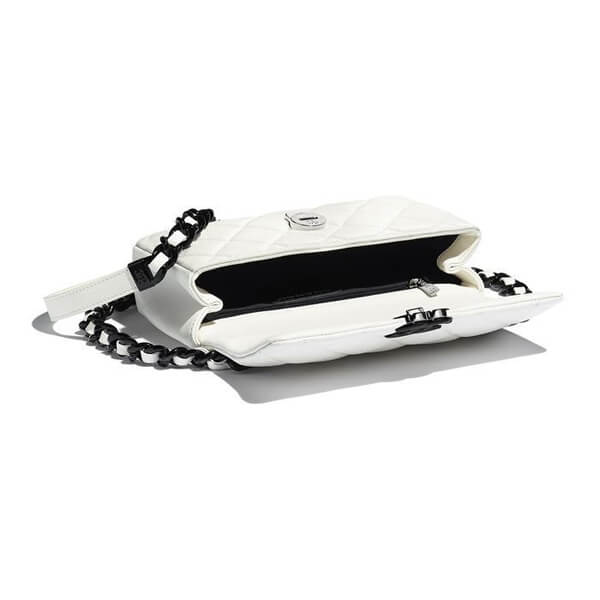 シャネル ショルダーバッグ 偽物 青いデニムにぴったりな/レディース AS2302 B04864 C0200