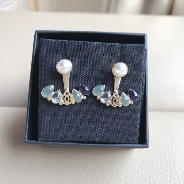 シャネル ピアス 偽物 宝石とパール☆CCロゴ☆ピアス  