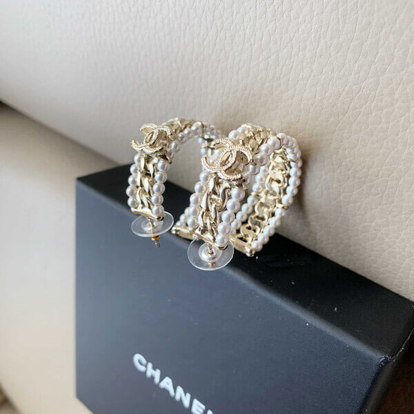 シャネル ピアス 偽物 AB2922☆キラキラとパール☆ピアス