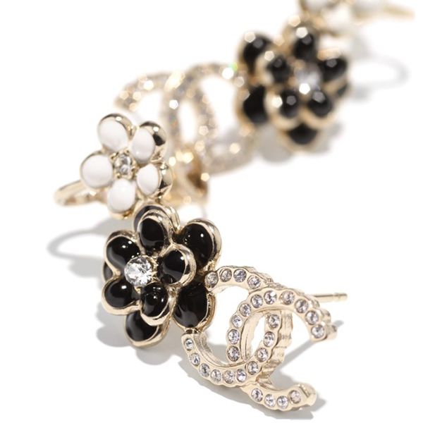 【完売前に】シャネル ピアス 偽物 ストラス&レジン フラワーピアス AB5692B04966NB288