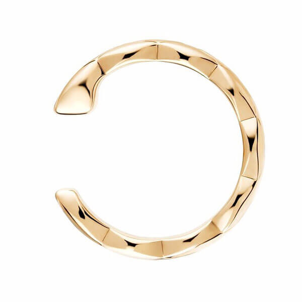 ☆シャネル ピアス コピー ココクラッシュイヤリング18kt 偽物ベージュホワイト J11656
