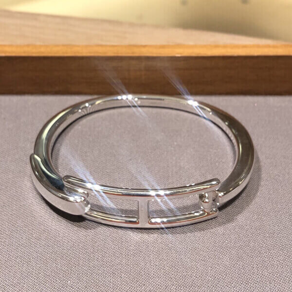 【エルメス】★Bracelet Clap エルメス コピー シルバー ブレスレット H109530B