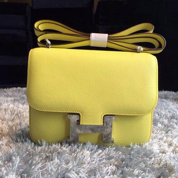 エルメスコンスタンス スーパーコピー ショルダーバッグ ミニ コンスタンス3 Yellow×シルバー金具 ヴォースイフト Q刻印 エルメス バッグ her-0356