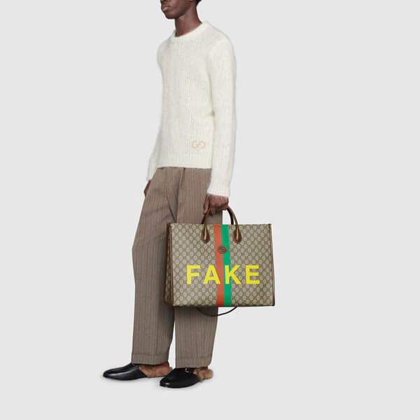 【グッチ】"FAKE/NOT" グッチ トートバッグ 偽物 プリント ラージ