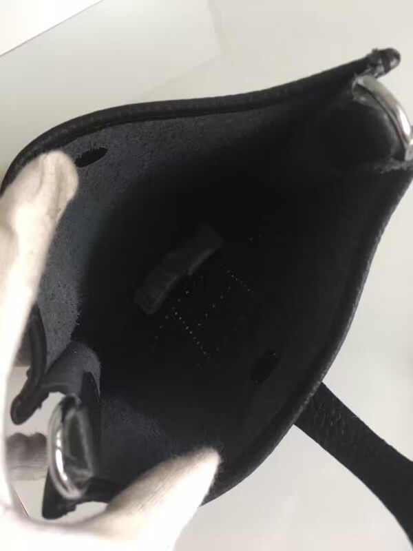エルメス ショルダーバッグ エブリン TPM ブラック&times;シルバー金具 トリヨンクレマンス G刻印 エルメス Evelyne バッグ QJ11