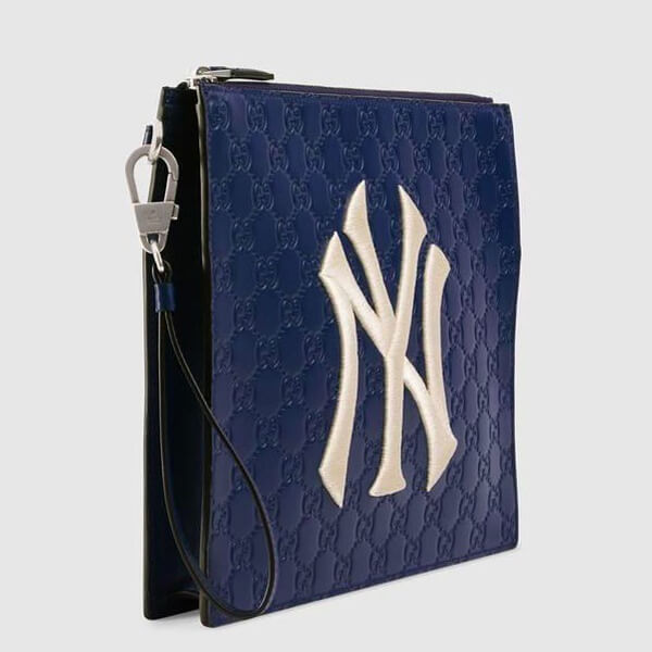 【グッチ ニューヨークヤンキース クラッチ 偽物 NY Yankees】ブリックレッドオリジナル GGキャンバス