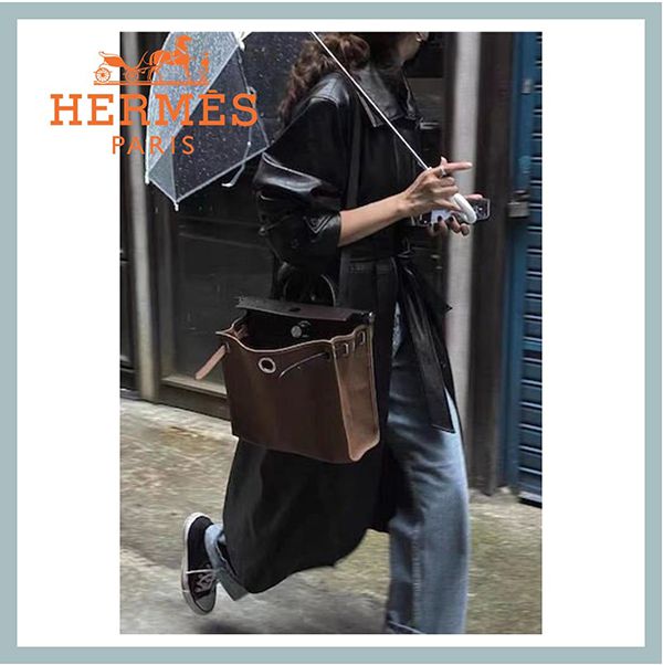 人気急上昇！お洒落な方に《エルメス》HERBAG 31 コピー /色リクエスト可