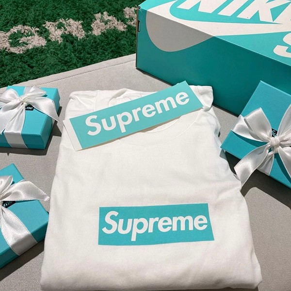 【シュプリーム x ティファニー】Box Logo Tee ボックスロゴ Tシャツ 偽物 