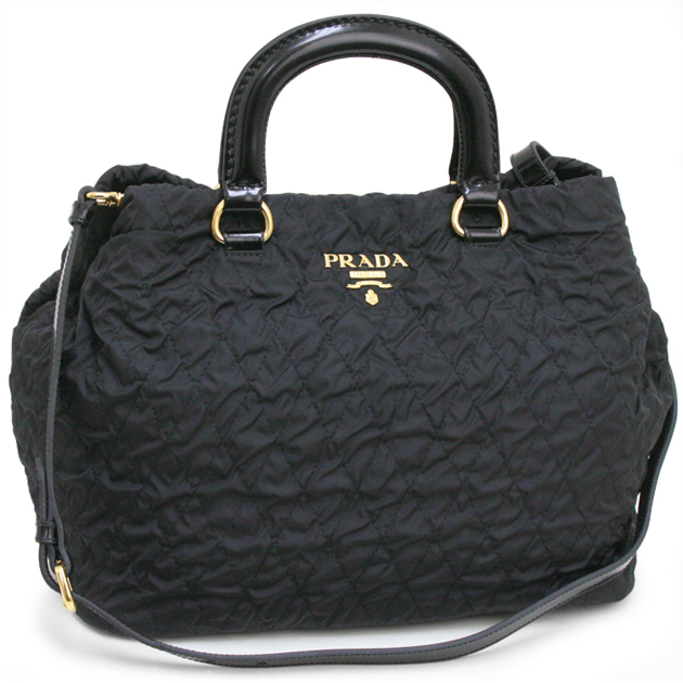 プラダ PRADA　キルティング ナイロン　ブラック TESSUTO IMPUNTU　B2043D