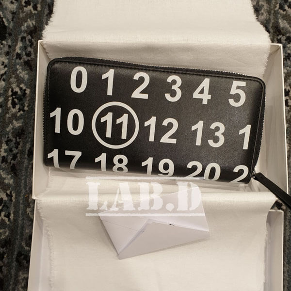 マルジェラ 財布 偽物 Maison Margiela メゾンマルジェラ 数字ロゴ LOGO ZIPPED WALLET 長財布 黒 S56UI0110 PS064 T8013