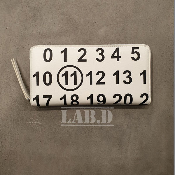 マルジェラ 財布 コピー MAISON MARGIELA メゾンマルジェラ／LOGO PRINT ZIPPED WALLET 数字ロゴ 長財布 白 S56UI0110 PS064 T1003