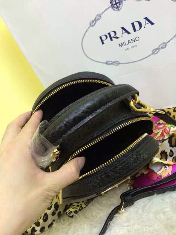 Prada新作SAFFIANO ミニハンドバッグNERO/ブラック/BL0896