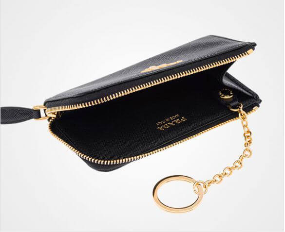 PRADA プラダキーケーススーパーコピー新作SAFFIANOL字ファスナーキーリング付ケースNERO/1PP026_QWA_F0002