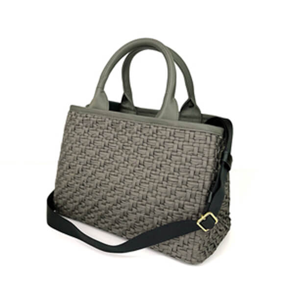 プラダ かごバッグ 偽物 ラフィア 2WAYハンドBAG 人気カラー 1BG155