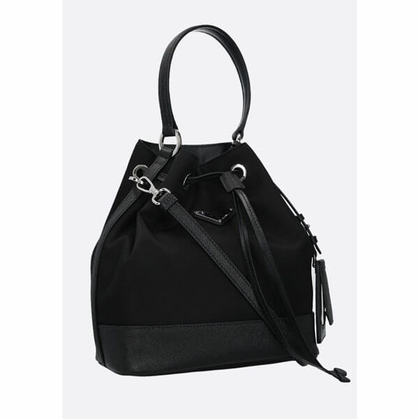 プラダ バケツバッグ 偽物【PRADA】ナイロンバケツバッグ 1BE055