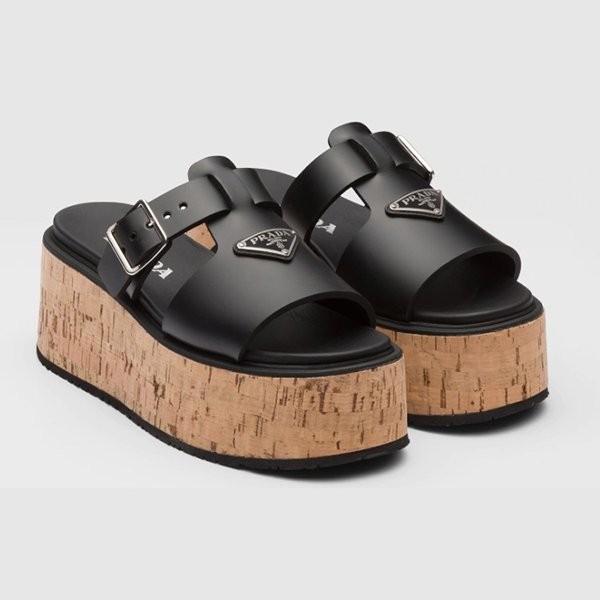 大注目プラダ 偽物 Rubber wedge platform sandals ウェッジサンダル