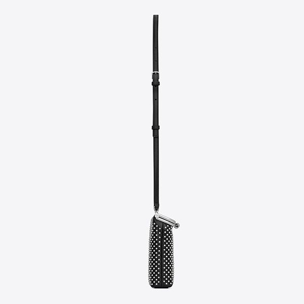 素敵なサンローラン スタッド レザー シャルニエールバッグ 偽物 黒 692618AAAJI1000