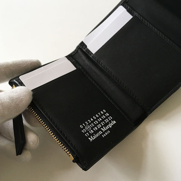 マルジェラ 財布 偽物 [メゾンマルジェラ] Glam slam wallet 3つ折り財布 S56UI0138