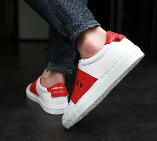 (ジバンシィ偽物 GIVENCHY)Urban ストラップ レザースニーカー BE0005E01Y 112