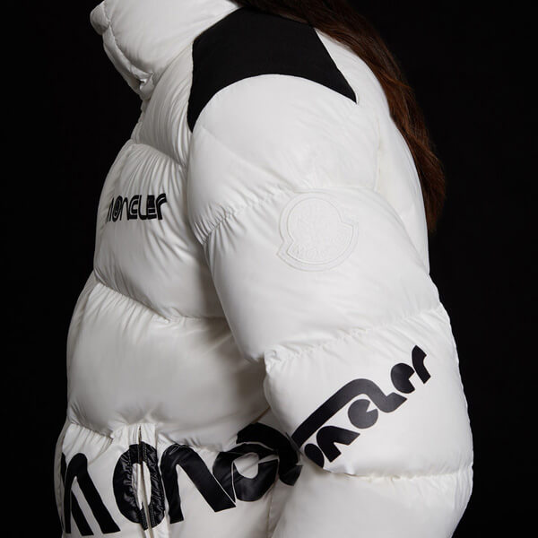 モンクレール 新作 偽物 ダウン 関税込 ! MONCLER 1952 + VALEXTRA MARE ダウン ジャケット