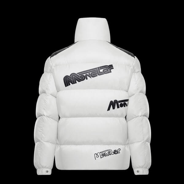 モンクレール 新作 偽物 ダウン 関税込 ! MONCLER 1952 + VALEXTRA MARE ダウン ジャケット