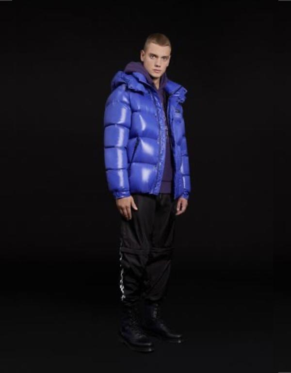 20/21秋冬芸能人 モンクレール 偽物 MONCLER GENIUS 7 MONCLER FRAGMENT HIROSHI FUJIWARA HANRIOT