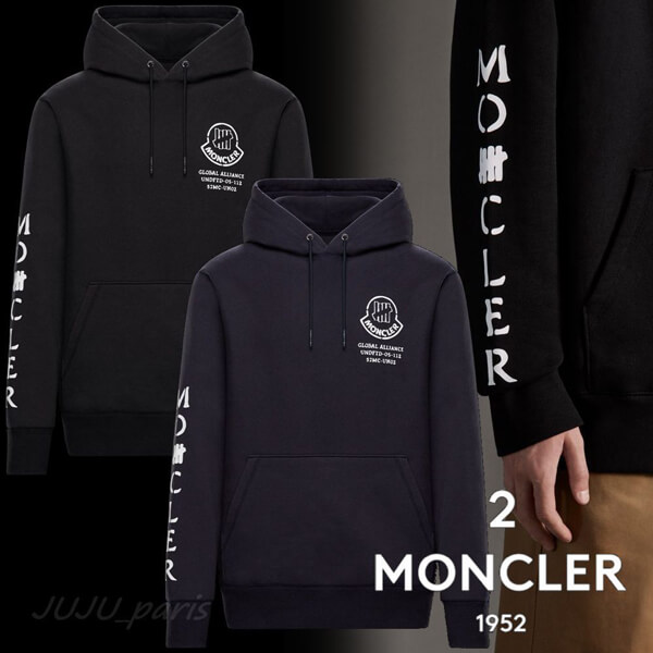 モンクレール 偽物 MONCLER フロント&スリーブロゴフーディ パーカー