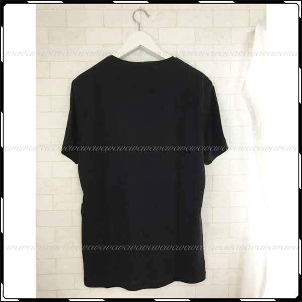 2018新作大人気 グッチスーパーコピー 激レア 一目惚れ! グッチ メンズロゴ Tシャツ 441685X3A80