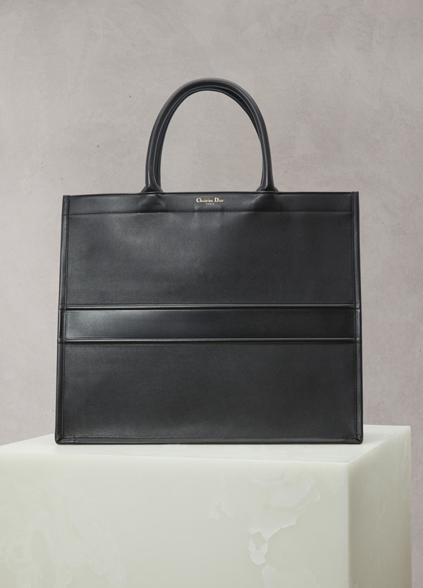 2018新作 ディオール ブック トート スーパーコピー ディオール BOOK TOTE M1286ZWSG_M911