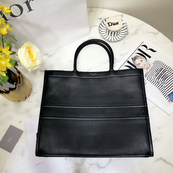 2018新作 ディオールスーパーコピー ディオール BOOK TOTE M1286ZWSG_M911