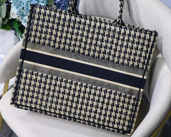 ディオール ブックトート コピー ディオール Book Tote ブックトート ルレックス刺繍入りブラックのハウンドトゥース