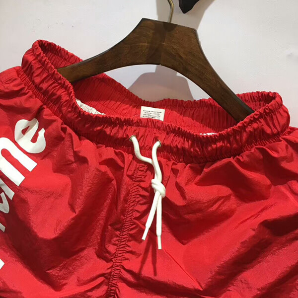 18AW シュプリームスーパーコピー シュプリーム Split Logo Water Short 水着 赤