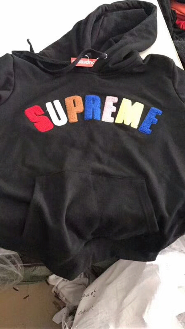 シュプリーム×ルイヴィトン シュプリーム×ルイヴィトンスーパーコピー  2017年新作 Sweatshirt Hooded 限定 コラボ フード付き ヴィンテージ