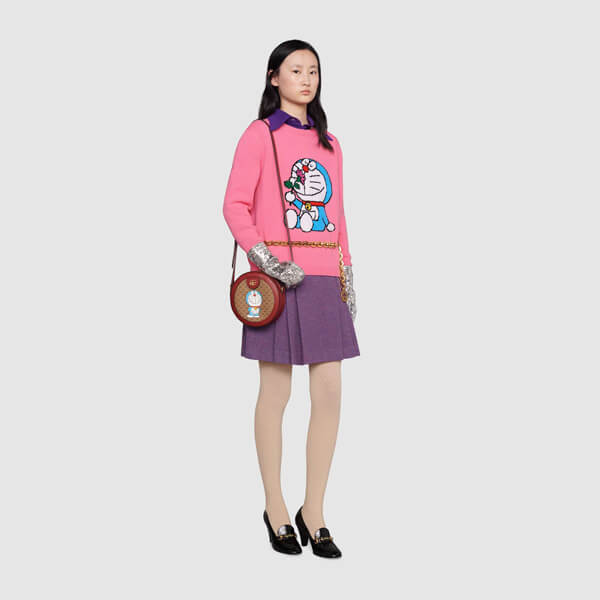 ドラえもん グッチコラボ 偽物 DORAEMON X グッチ ドラえもんのかわいいウールのセーター 桃