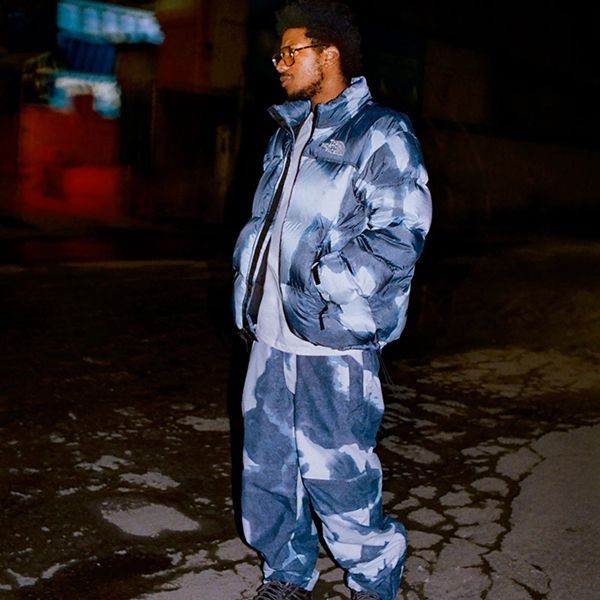 お洒落で可愛いヌプシ 偽物 シュプリーム x ノースフェイス コラボ Denim Print