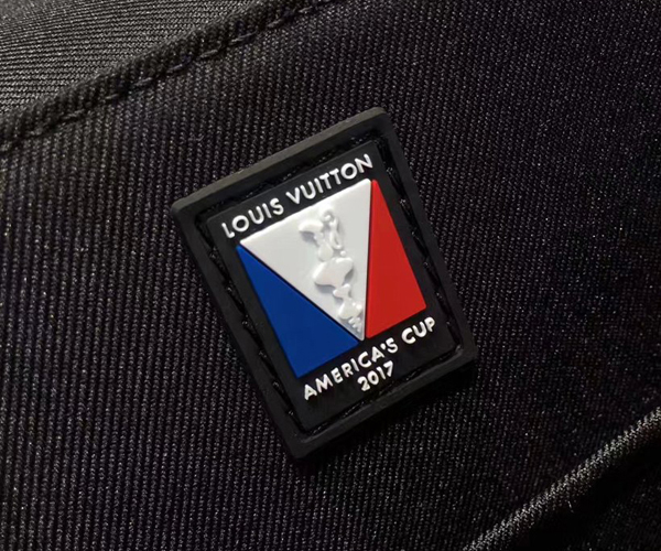 ルイヴィトンスーパーコピー ルイヴィトン ダミエグラフィット ディストリクトMM NM N44004