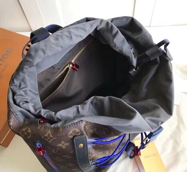  ルイヴィトン リュック 偽物 スポーティなデザイン バックパック M43834