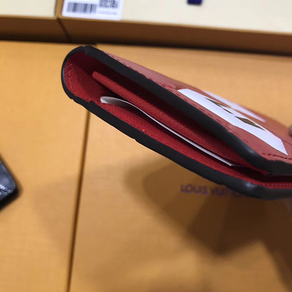 ルイヴィトンスーパーコピー ルイヴィトン FIFA W杯 限定 ポルトフォイユブラザ すぐ届く M63230