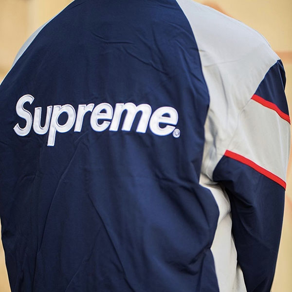 FW 21 シュプリーム x ニューヨーク ヤンキース トラックジャケット スーパーコピー