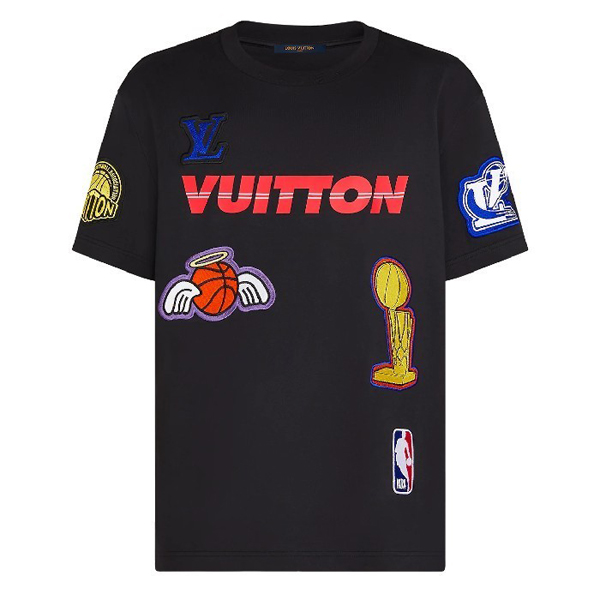 21AW ルイヴィトン nba tシャツ 偽物 コラボ 遊び心満載 マルチロゴ Tシャツ 1A8XEB
