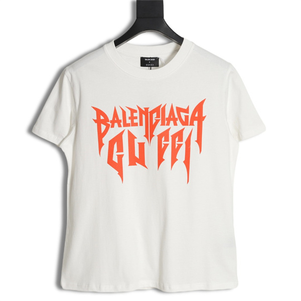 優しい雰囲気を醸し出し Gucci xBALENCIAGA スーパーコピー Tシャツ バレンシアガ オレンジ ロゴプリント 