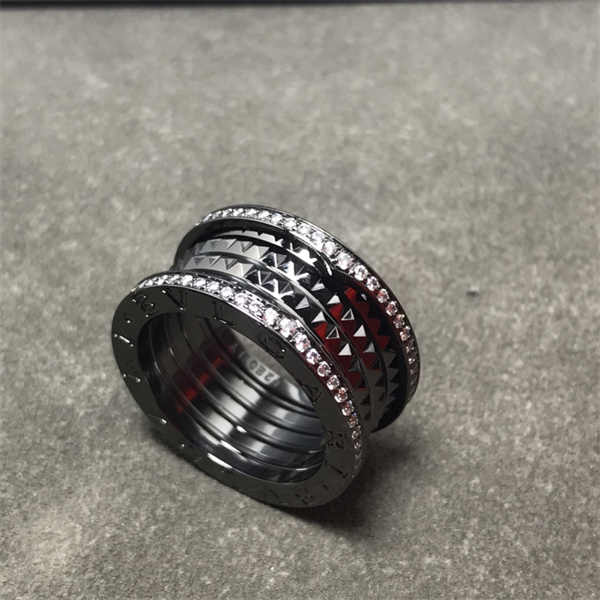 ブルガリ コピー リング ビー・ゼロワンシリーズ ロック BVLGARI B.zero1 Rock ブラックセラミック製 ダイヤモンド