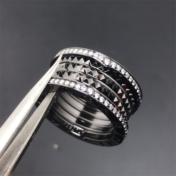 ブルガリ コピー リング ビー・ゼロワンシリーズ ロック BVLGARI B.zero1 Rock ブラックセラミック製 ダイヤモンド