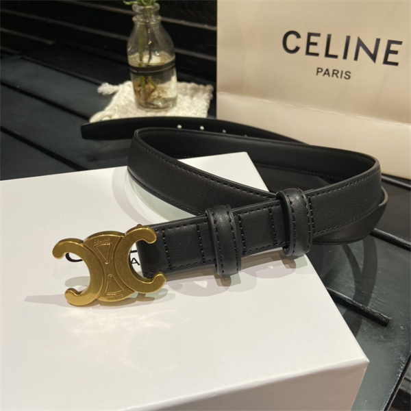 SNSで大人気韓国ファッション CELINE コピー ベルト レディース レトロ高級感 セリーヌ ロゴバックル