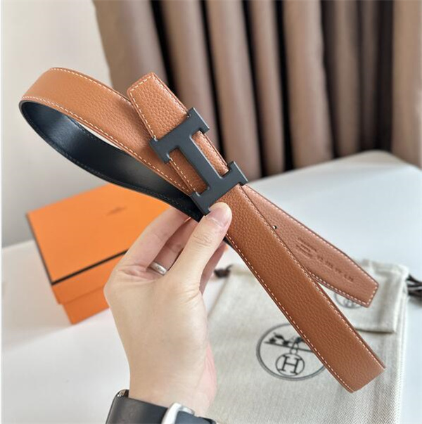 どんなコーデにも相性抜群☆HERMES コピー ベルト エルメス レザー ロゴバックル シンプルなデザイン