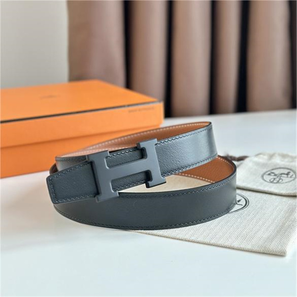 どんなコーデにも相性抜群☆HERMES コピー ベルト エルメス レザー ロゴバックル シンプルなデザイン